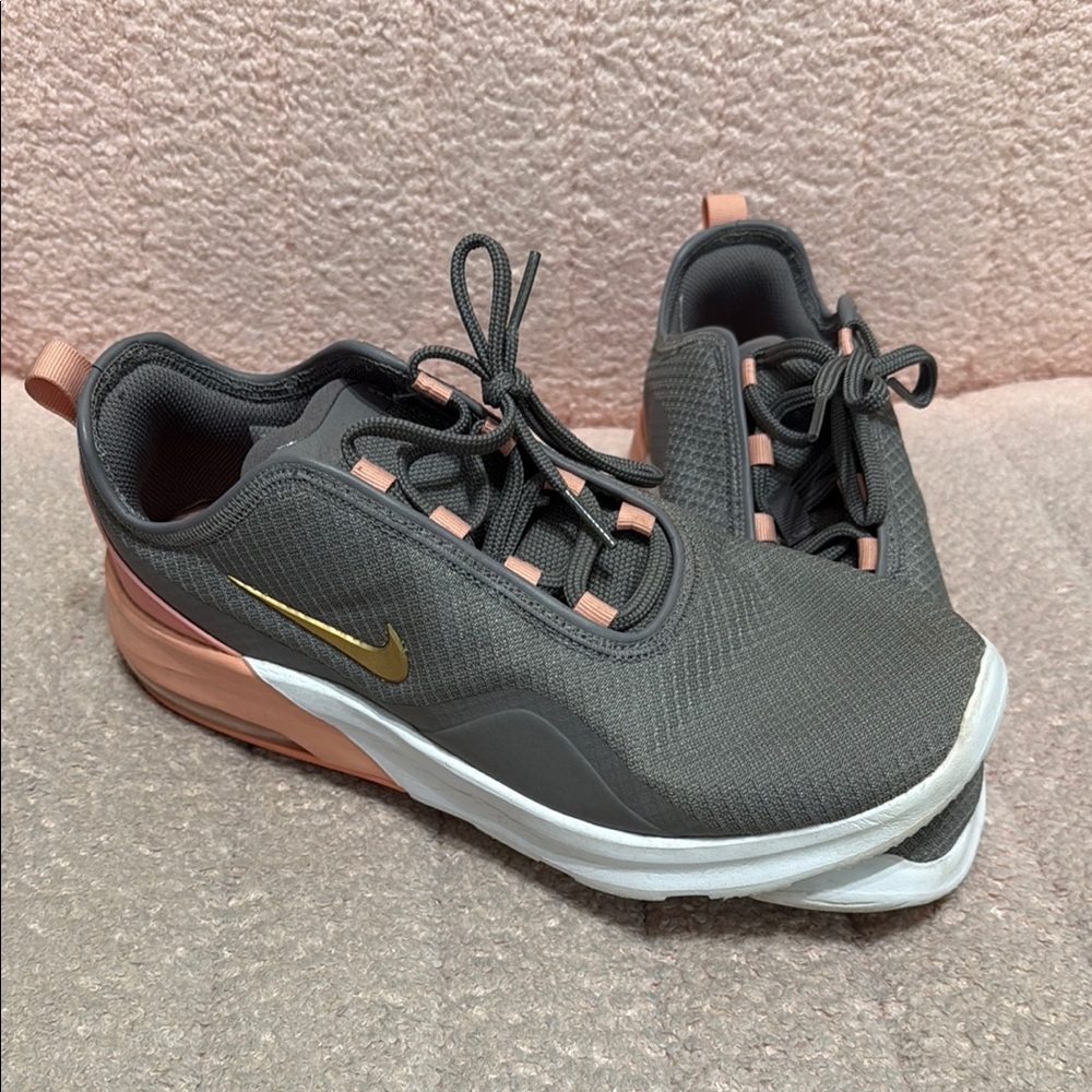 Nike Women's Gray and Gold Sneakers
